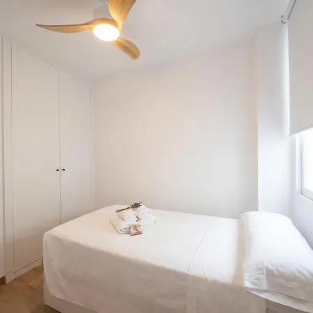 Atico Premium Centro De Tavernes, Terraza & Bbq Apartment